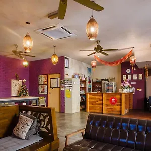 the-explorers-guesthouse.kualalumpurs-hotels.com/